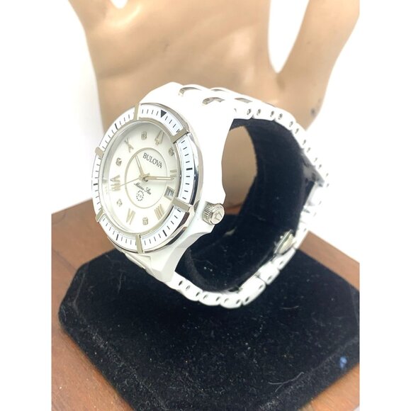 Bulova Women's Watch 98P172 Marine Star Quartz Diamond MOP Dial Ceramic 37mm - Picture 2 of 15
